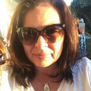 Meet your Posher, Julie